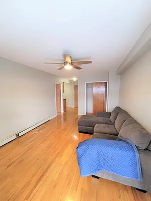 Rented by Voro, LLC | media 6