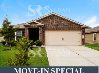 125 Farmer Ln, Jarrell, TX 76537