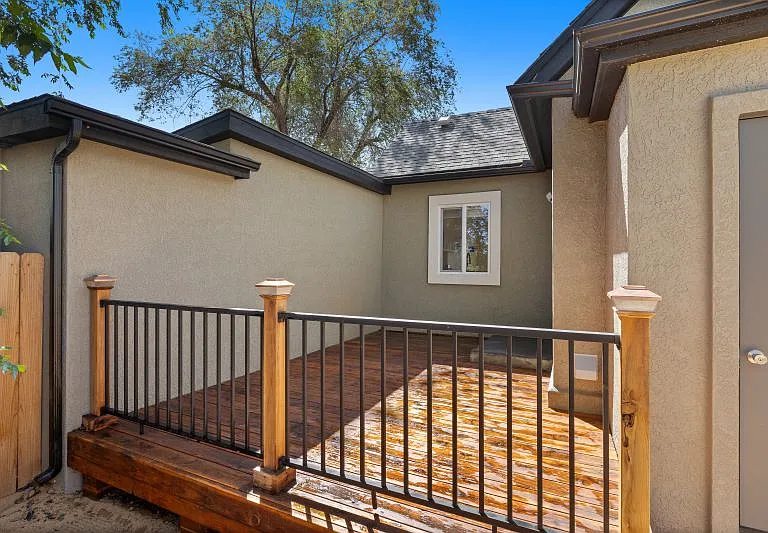 10 Prater Way — Photo 21