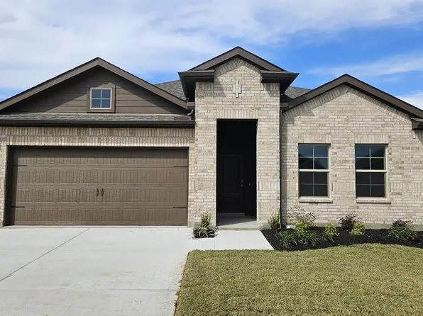 717 Amber Fields Dr, Ponder, TX 76259