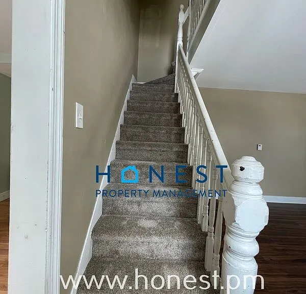 12 Hunt St #1 — Photo 11