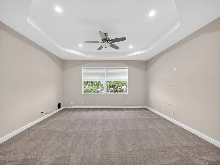 12054 Aviles Circle Palm — Photo 18