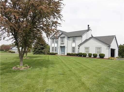 2nd image of 2127 Maple Creek Cir