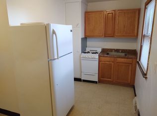 1727 9th Ave APT 4, Moline, IL 61265