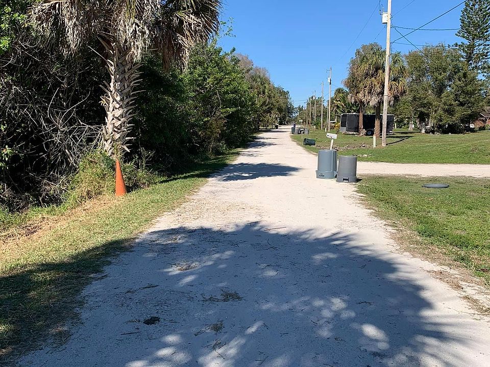 1st image of 7727 Suncoast Dr