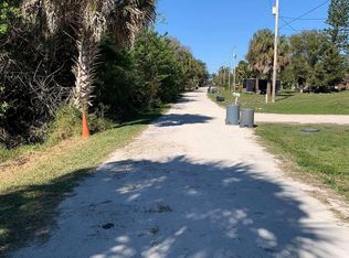 7727 Suncoast Dr, North Fort Myers, FL 33917