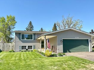 1194 Villa Ct, Hastings, MN 55033