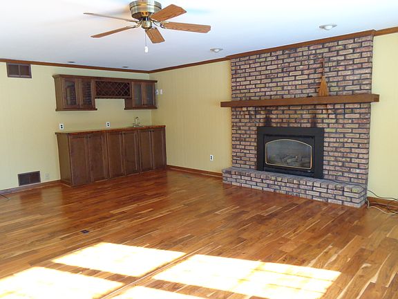 5th image of 5938 Darline Dr