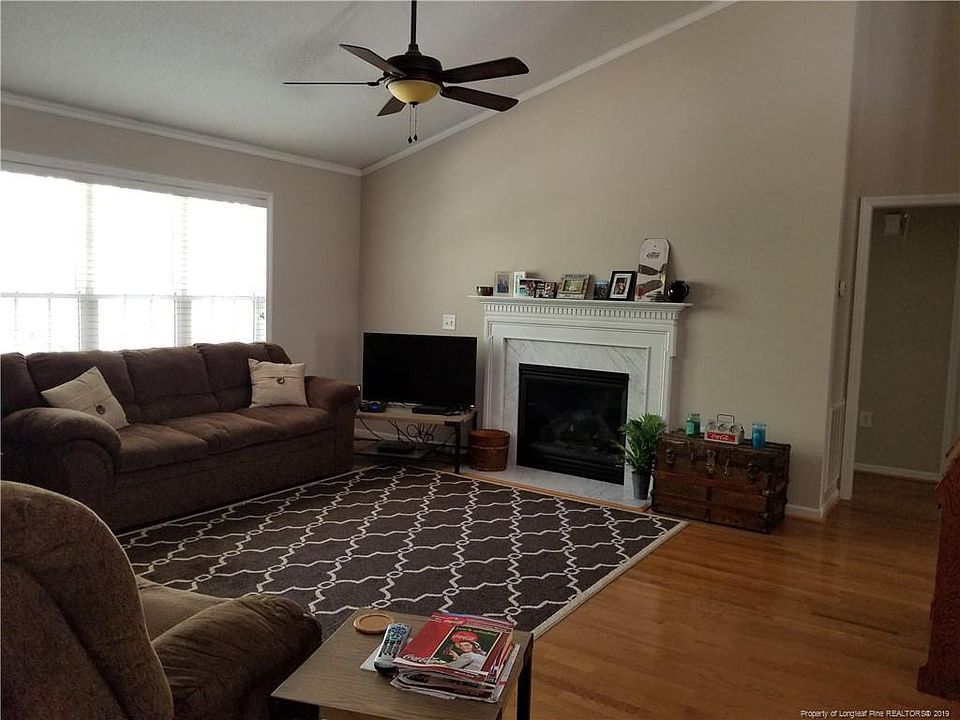 2nd image of 3209 Argyll Dr
