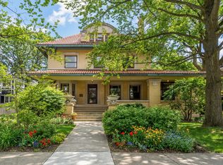 1117 Forest Ave, Evanston, IL