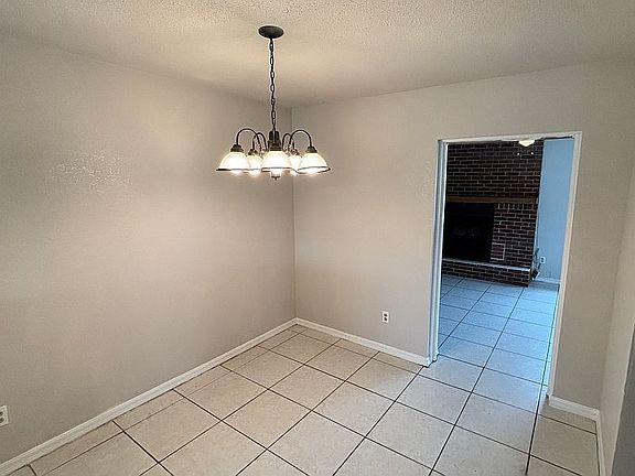 5th image of 1618 Crestlawn Ave