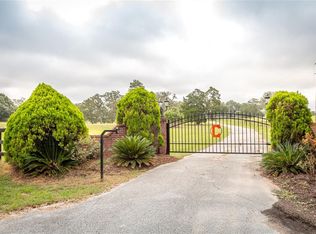 1062 Cardiff Ln, New Ulm, TX 78950