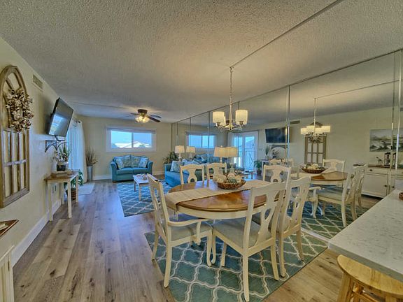 5th image of 5801 Thomas Dr Unit 304