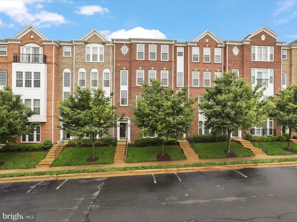 20600 Maitland Ter, Ashburn, VA 20147