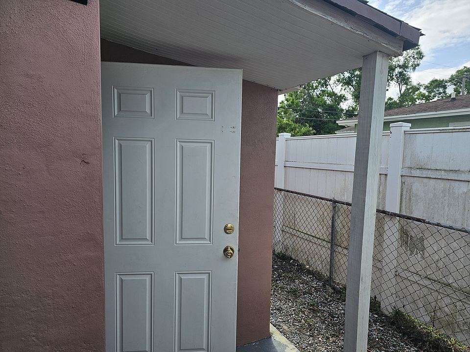 1st image of 1708 Deauville Dr