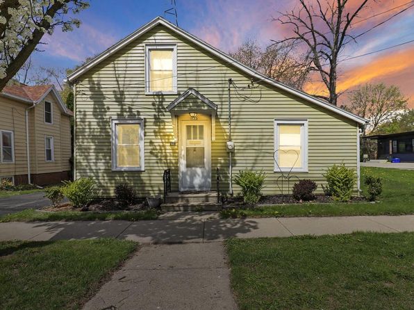 133 McHenry STREET, Burlington, WI 53105