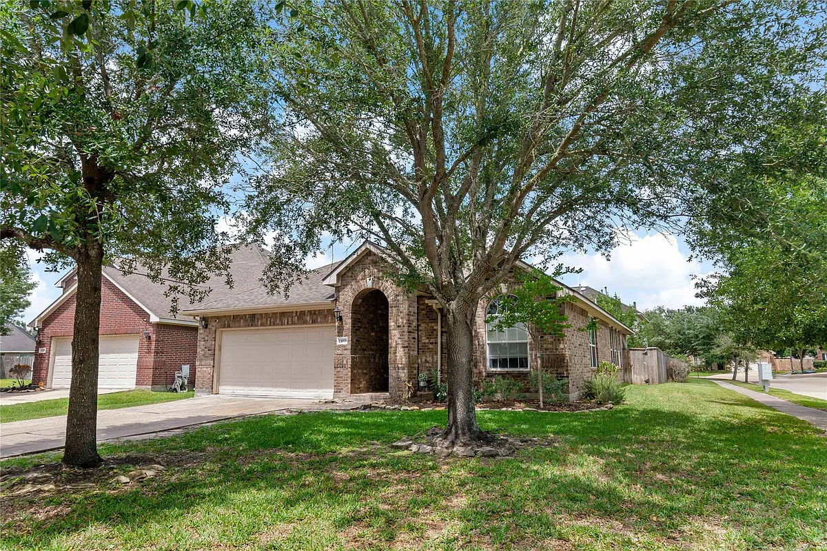 Building Photo - 13601 May Pine Ct