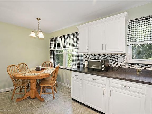 5th image of 50 Brookwood Pkwy