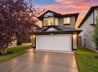 3746 12th St NW, Edmonton, AB T6T 0E6