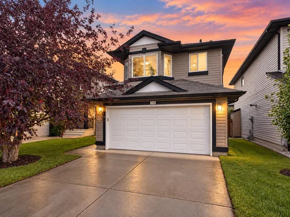 3746 12th St NW, Edmonton, AB T6T 0E6
