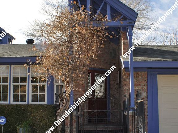 2nd image of 10421 Sierra Bonita Ave NE