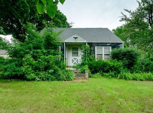 50384 Bog Rd, Van Buren Township, MI 48111