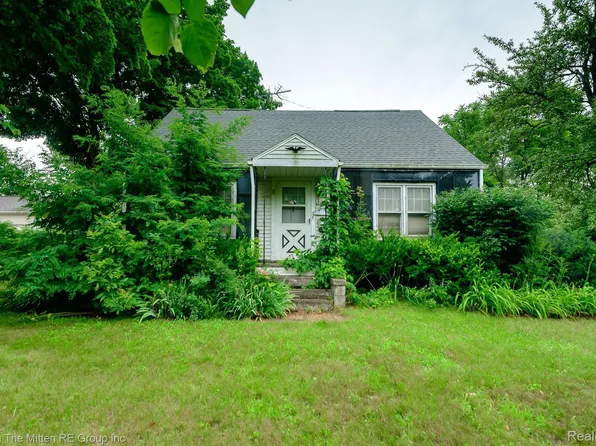 50384 Bog Rd, Van Buren Township, MI 48111