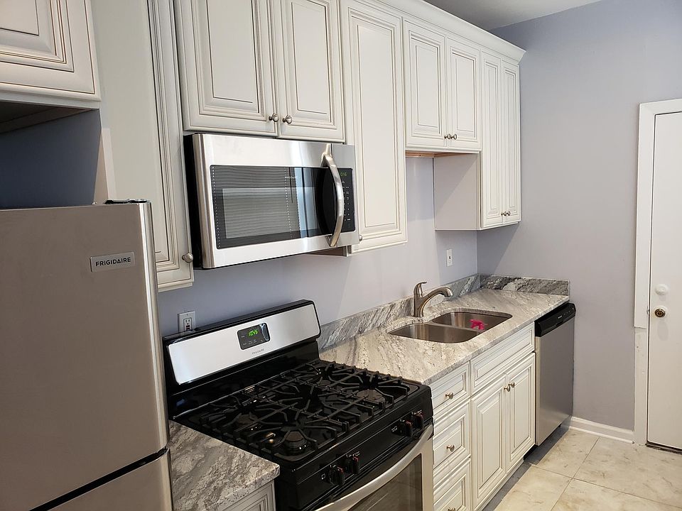 1st image of 4748 N Monticello Ave