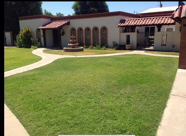 1st image of 1125 E Dolphin Cir