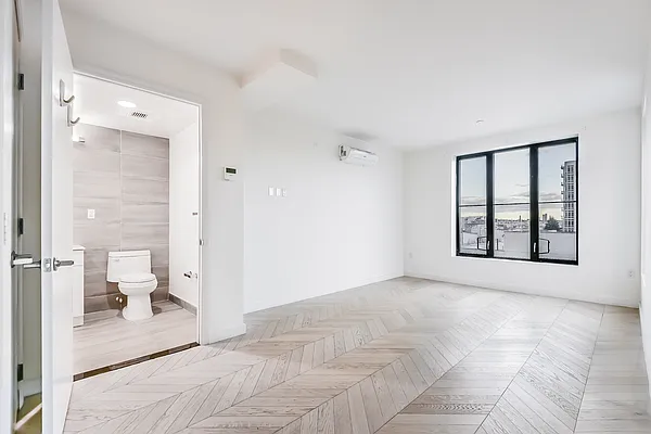 Rented by Nooklyn NYC LLC | media 20