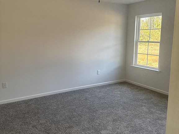 4th image of 116 Hidden Cir Lot 32