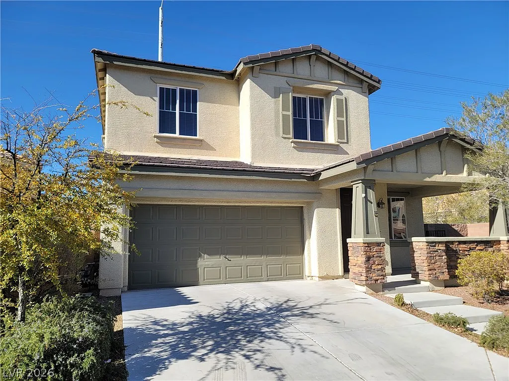 3 bed, 2.5 bath, 2658 sqft, $2,459 — Photo 1