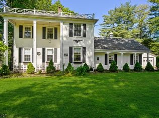 27 S Ridgedale Ave, East Hanover, NJ 07936