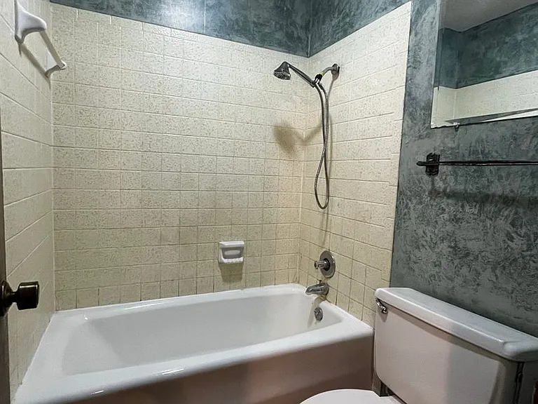 3834 Lake Ridge Dr — Photo 16
