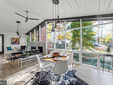 11813 Ivanhoe St, Silver Spring, MD 20902 | MLS #MDMC2023472 | Zillow