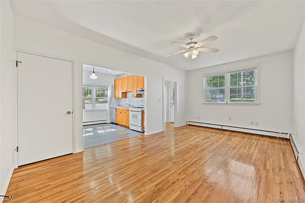 2 bed, 850 sqft, $2,400 — Photo 4