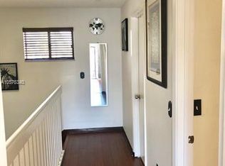 1404 S Gabriel St, Hollywood, FL 33020