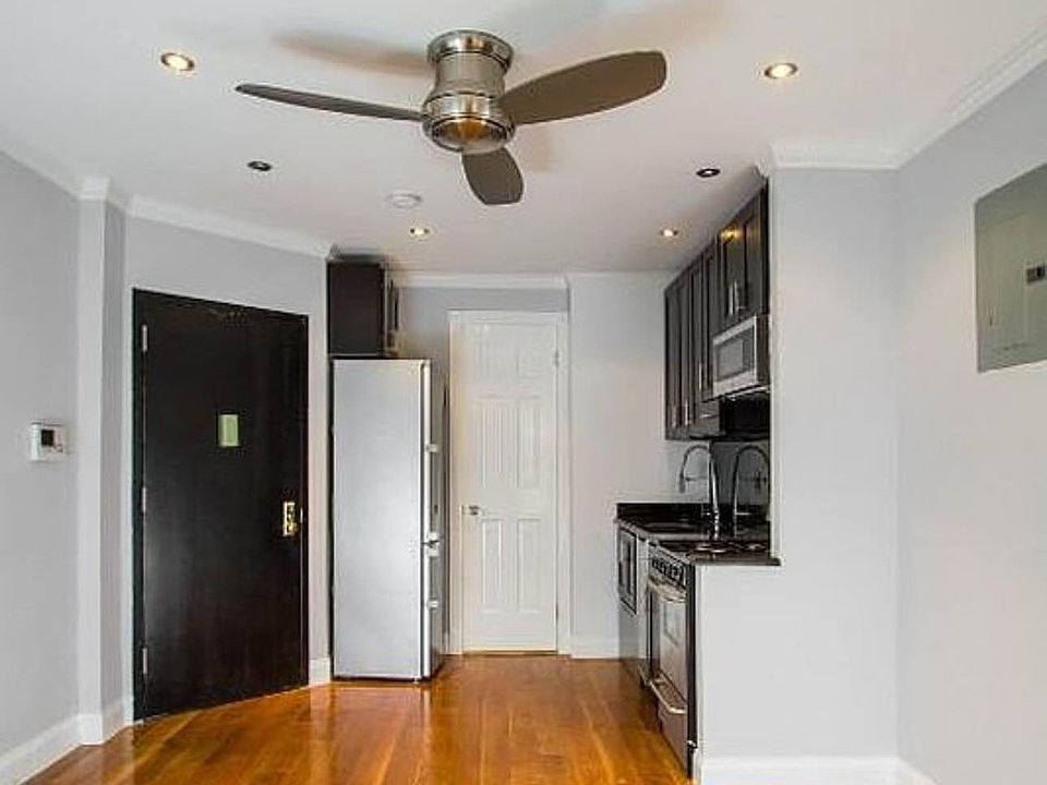 1st image of 437 W 53rd St #3D