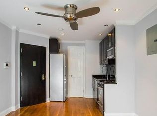 437 W 53rd St #3D, New York, NY 10019
