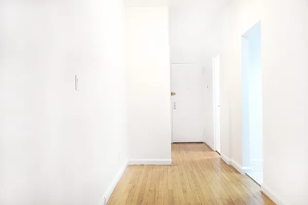 Rented by Compass | media 3