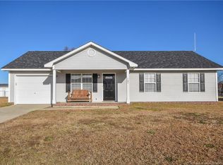 107 Beech Dr, Raeford, NC 28376