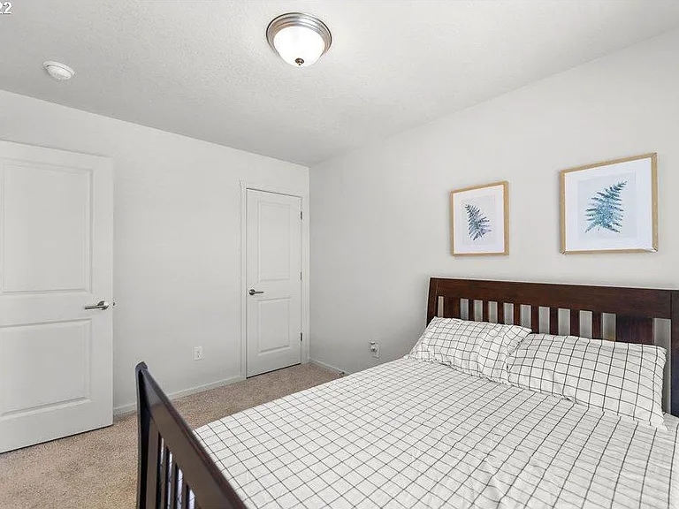 2212 S Chukar Dr — Photo 16