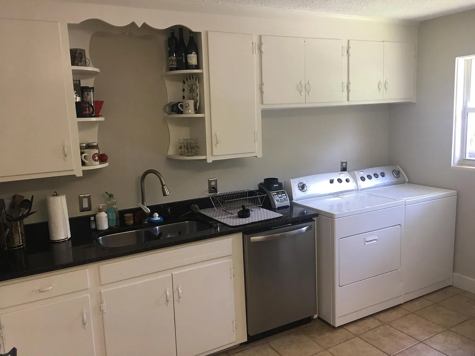 2 bed, 1100 sqft, $2,500 — Photo 3