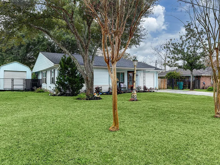 4449 Shady Lake Dr — Photo 29
