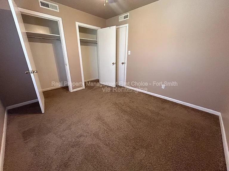 2301 S V St #7 — Photo 13