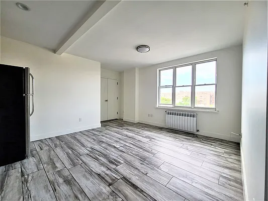 Rented by Oxford Property Group | media 19