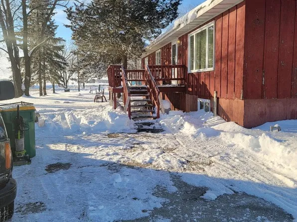 48 Rose Park SW, Melrose, MN 56352