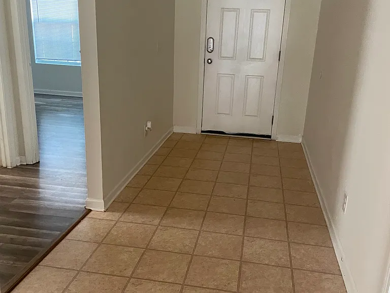2024 Blue Iris Dr — Photo 7