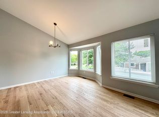 1104 Washington Cir, Northville, MI 48167