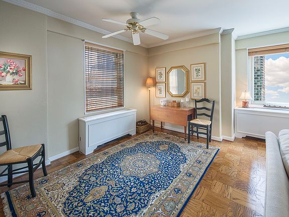 3rd image of 159 W 53rd St APT 28E